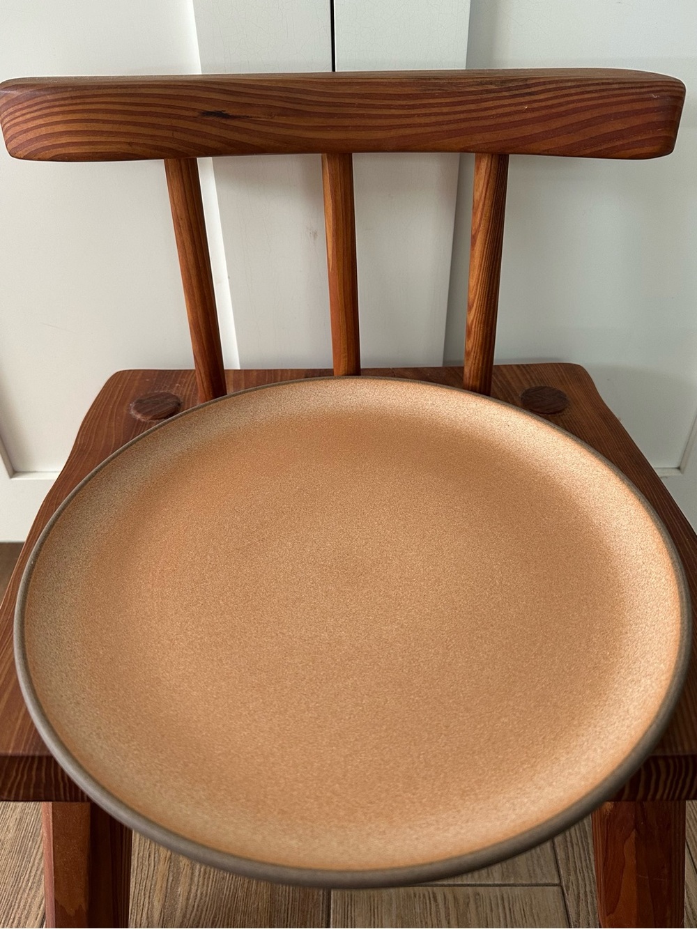 Vintage Heath Ceramics
Round Dinner Plate
Pumpkin Brown
